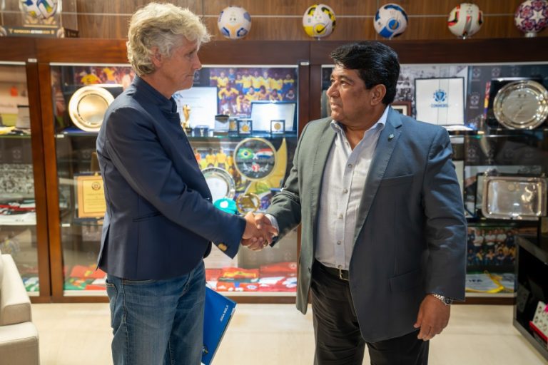 Ednaldo Rodrigues, presidente da CBF, busca substituto para o lugar da técnica sueca Pia Sundhage