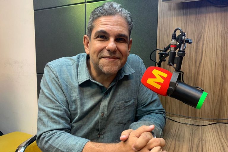 João Guilherme é o novo narrado da Rádio Manchete