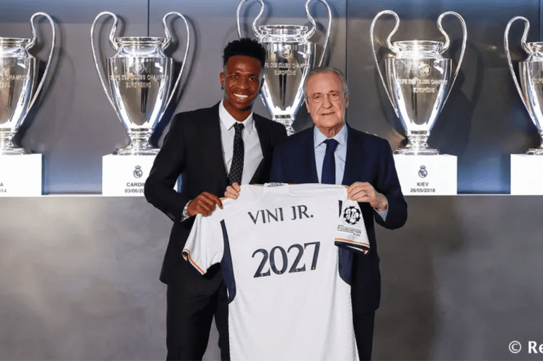 Vinicius Junior renova contrato com o Real Madrid