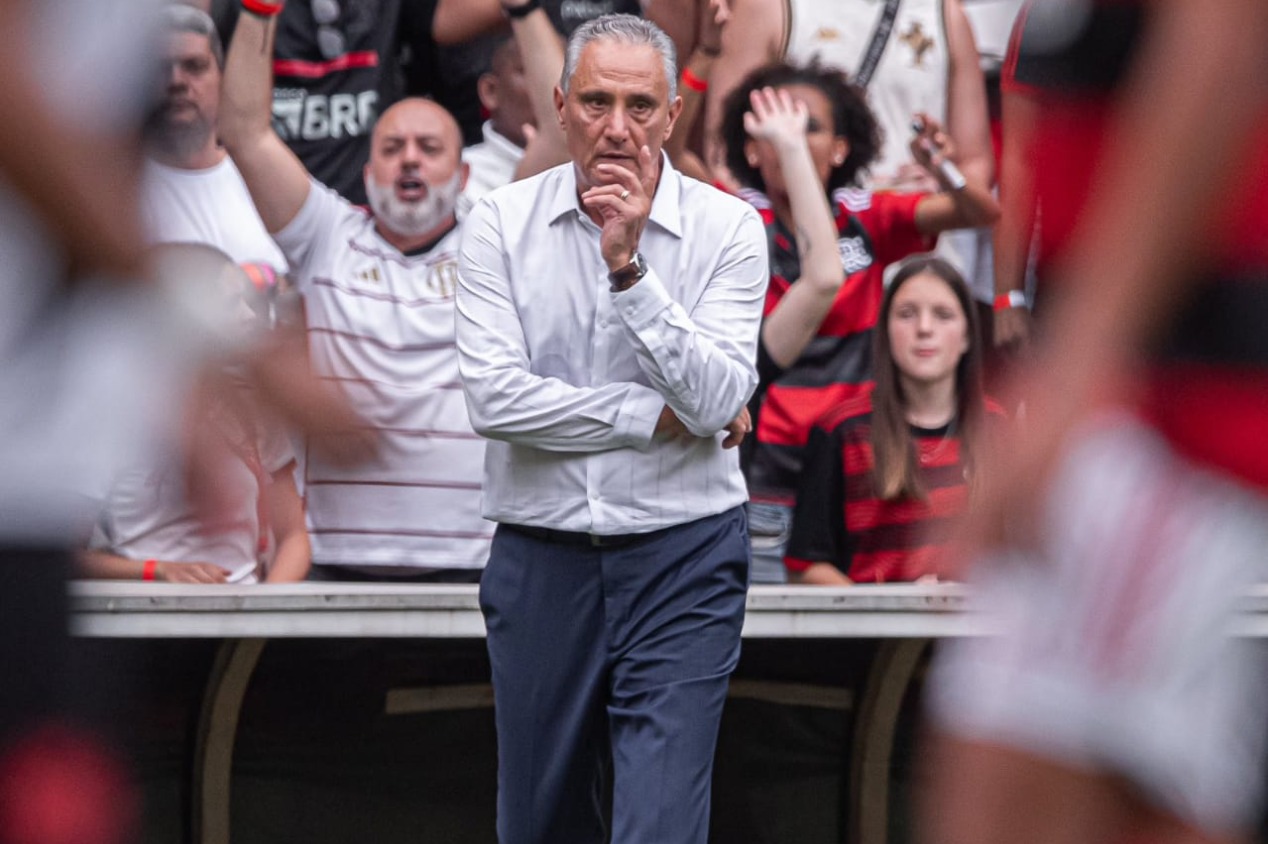 Tite no clássicos contra o Vasco