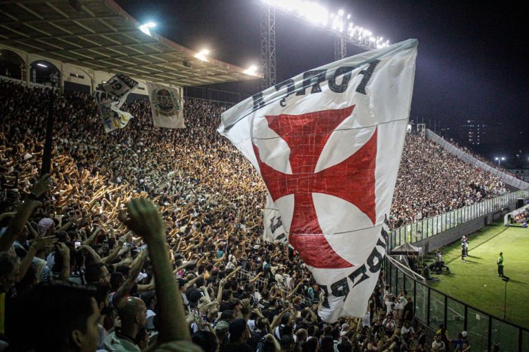 Botafogo pode jogar no Estádio de São Januário