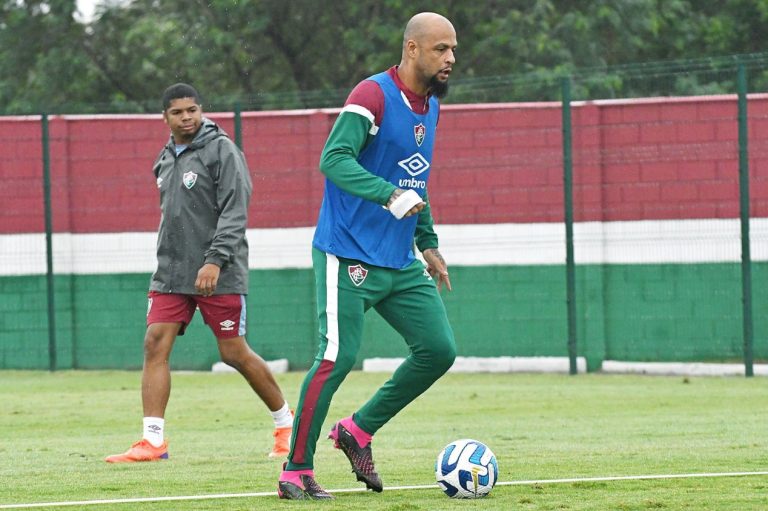 Felipe Melo em ação pelo Fluminense