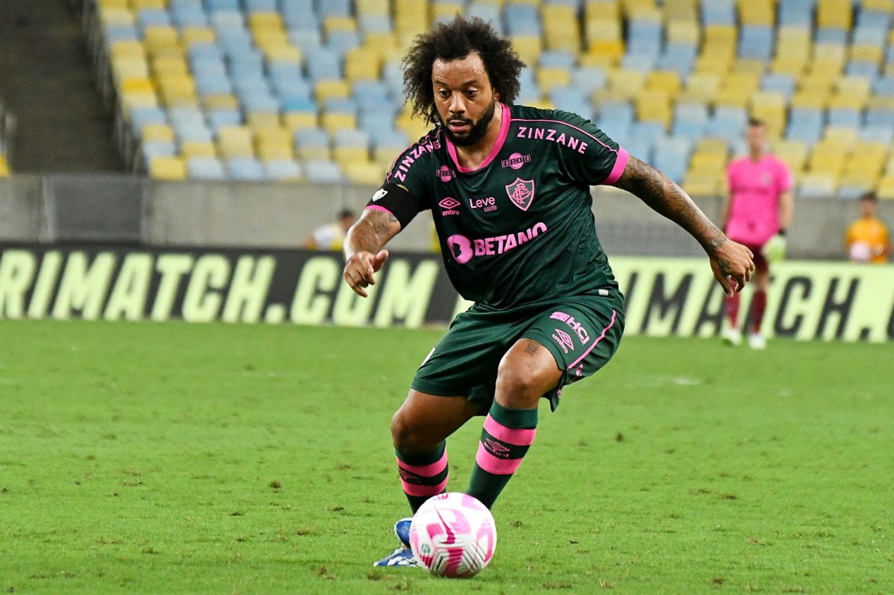 Marcelo em ação pelo Fluminense