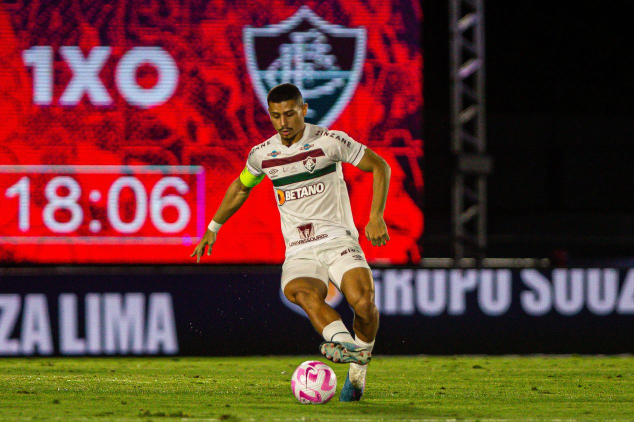 André em ação pelo Fluminense