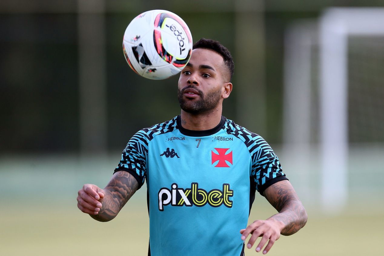 Alex Teixeira tem contrato com o Vasco até dezembro de 2023