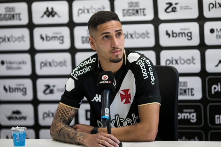 Bruno Praxedes em ação pelo Vasco