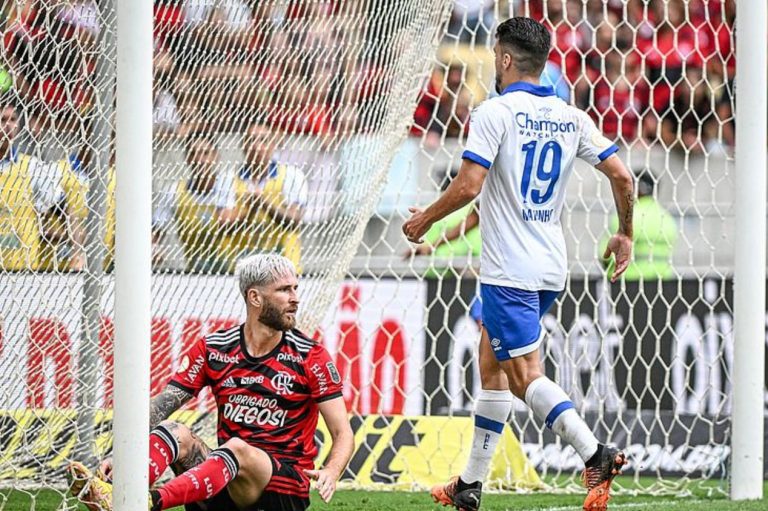 Léo Pereira em ação pelo Flamengo