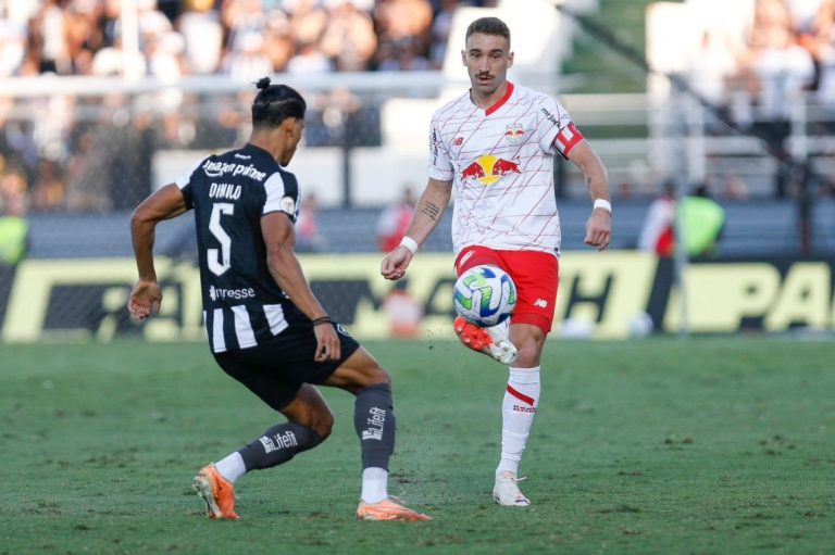 Léo Ortiz, do Red Bull Bragantino, está na mira do Flamengo