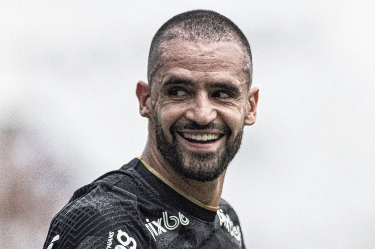 Renato Augusto é o novo presidente do Corinthians