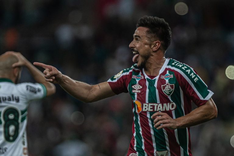 Willian Bigode em ação pelo Fluminense