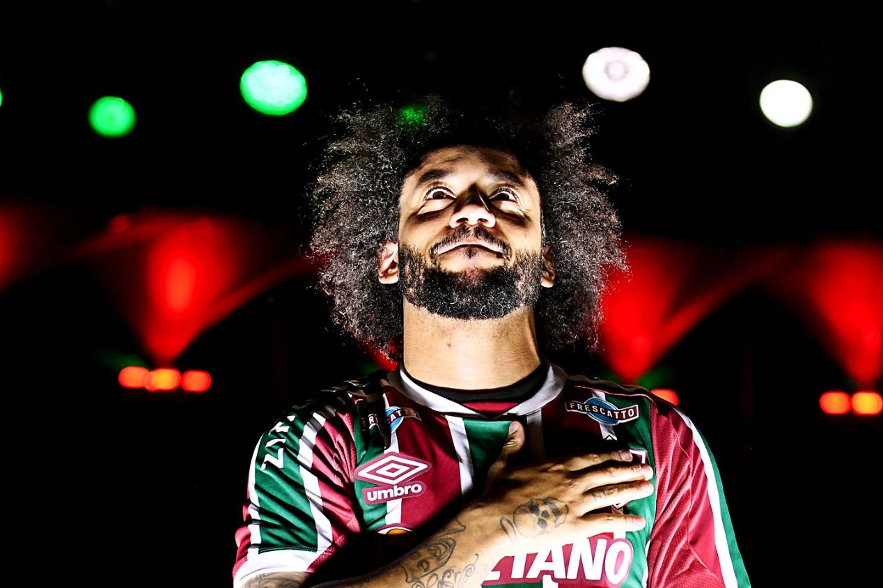 Marcelo em ação pelo Fluminense