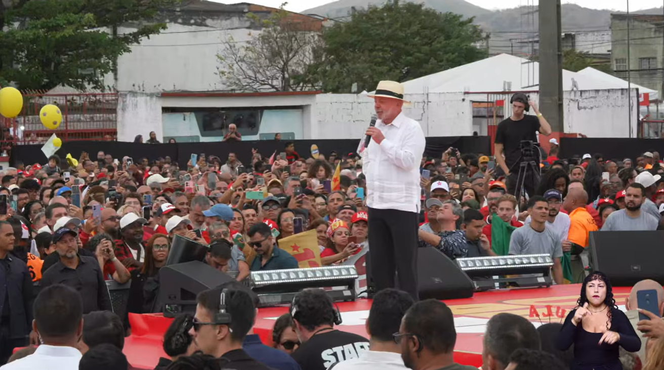 Lula e Paes lançam a campanha em Bangu, reforçam aliança no Rio e defendem união para recuperar o estado 52 Lula